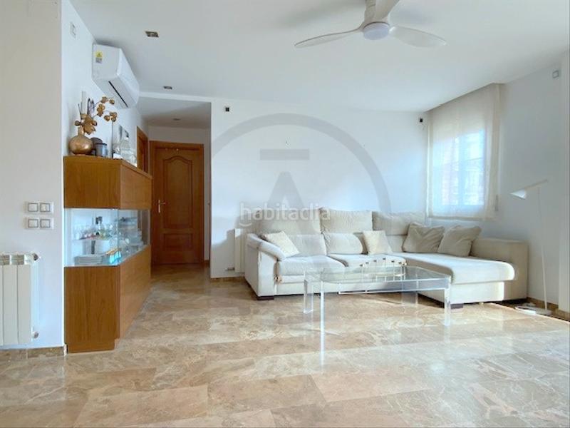 Foto 0a80124c-e135-47bb-b192-1545c1419f49. Dúplex junto al centro! en Can Palet Terrassa