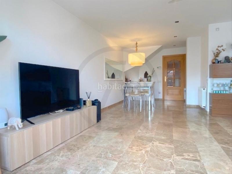 Foto 68366c13-e1c2-42fd-b77d-76c5fa2d524f. Dúplex junto al centro! en Can Palet Terrassa