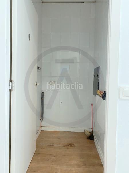 Foto d9799372-6d3d-42e9-8301-ef7339fb8fe3. Miete geschäftsraum in carrer de la cisterna 31 in Terrassa