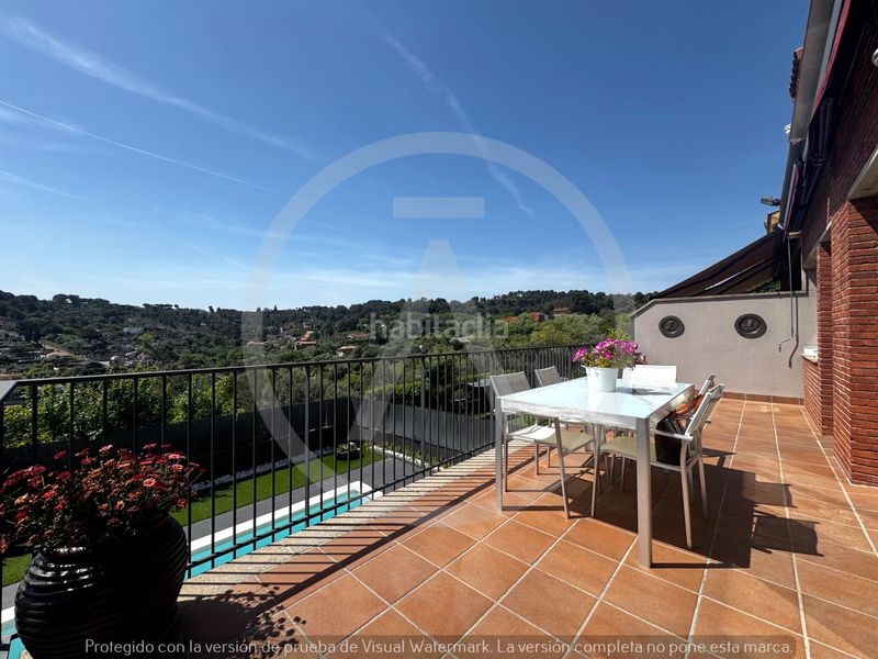 Foto 0375d06e-22b2-434f-9b05-c9376e68aafc. Casa amb calefacció aparcament piscina a Can Palet de Vista Alegre Terrassa