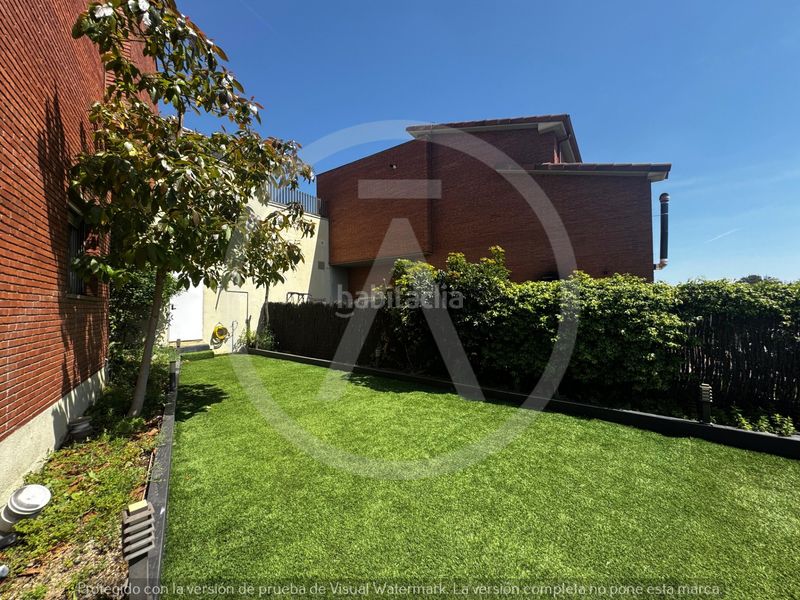 Foto 085ee936-7127-451a-83ca-09f7be649af4. Casa amb calefacció aparcament piscina a Can Palet de Vista Alegre Terrassa