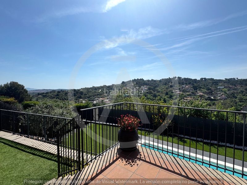 Foto 3f4969b2-6786-4e1e-b6fb-66c5f214a450. Casa amb calefacció aparcament piscina a Can Palet de Vista Alegre Terrassa