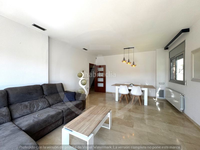 Foto 402324c6-99a9-4e40-bd73-d65545ee8ad6. Casa amb calefacció aparcament piscina a Can Palet de Vista Alegre Terrassa