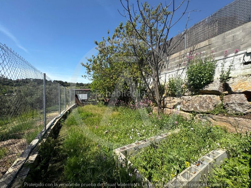 Foto 72441e90-e3b4-4669-addf-b4ff36537427. Casa amb calefacció aparcament piscina a Can Palet de Vista Alegre Terrassa