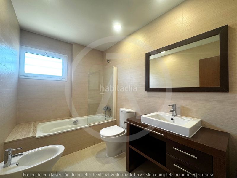 Foto d147d0c6-d522-4142-bc6f-8d88e0950847. Casa amb calefacció aparcament piscina a Can Palet de Vista Alegre Terrassa