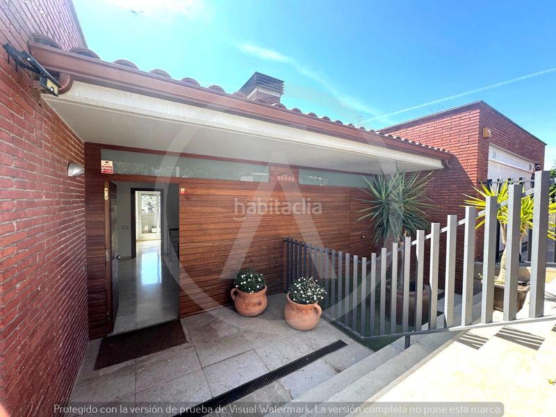 Foto f2bf1370-a2c5-44ce-bc31-05d6dea2805d. Casa amb calefacció aparcament piscina a Can Palet de Vista Alegre Terrassa