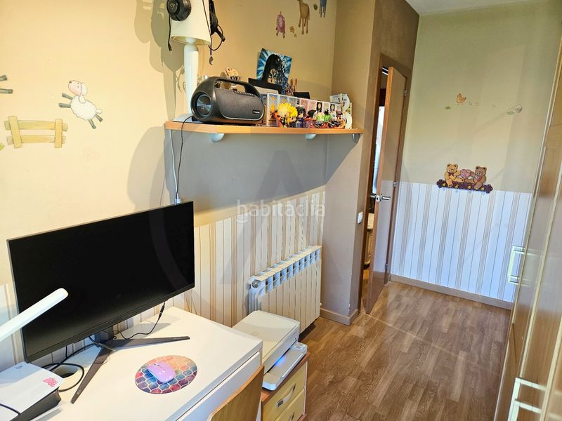 Foto 2baf2ed6-9da6-4592-8fb9-39f5777e55f8. Pis amb calefacció aparcament a Can Rull Sabadell