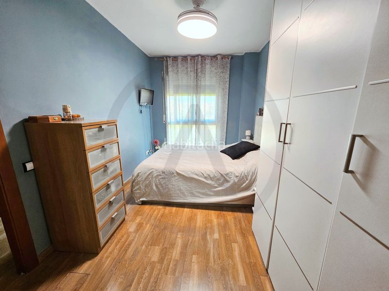 Foto 7b7097aa-e16f-480a-b781-c6c667b61071. Pis amb calefacció aparcament a Can Rull Sabadell