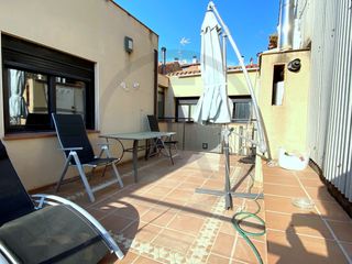 Pis  Carrer de sant llorenç. Todo en planta 1 solo vecino!