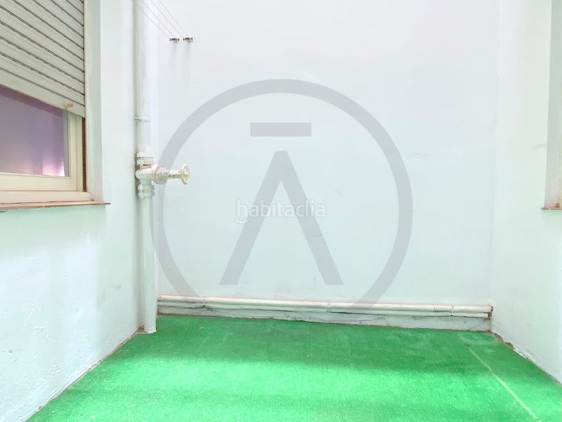 Foto 7d8b8948-3ae3-4e0d-bd89-1da358490fb7. Planta baixa amb calefacció a Egara Terrassa