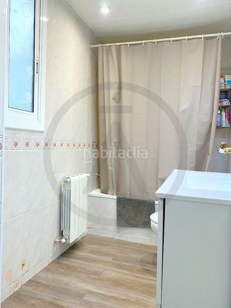 Foto abadf179-f1c5-4fcc-acbd-fdb95f9c2043. Planta baixa amb calefacció a Egara Terrassa