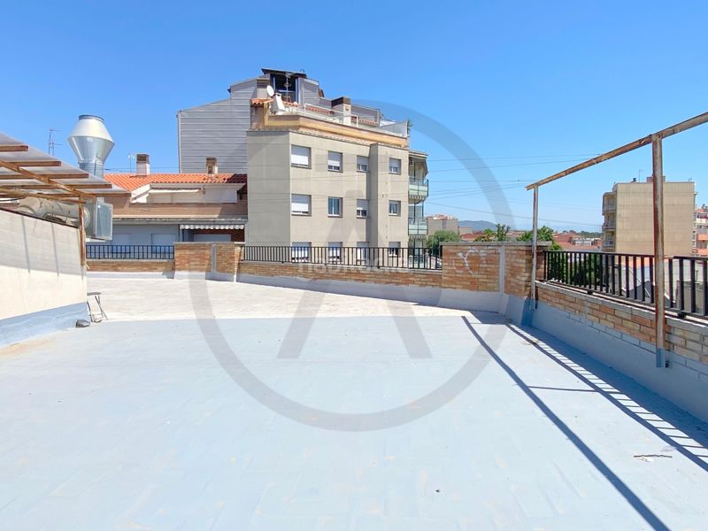 Foto da5a5961-a5ea-4bb6-a7ef-db8968d66a8f. Planta baixa amb calefacció a Egara Terrassa