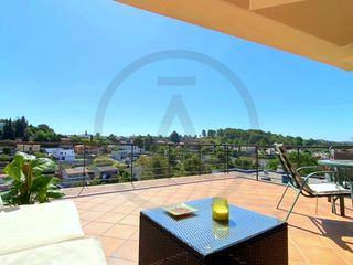 Haus in Viladecavalls. Amplia casa con excelentes vistas