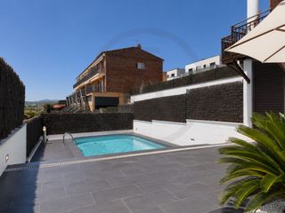 Affitto Casa bifamiliare  Carrer cadí. Tu nuevo hogar!