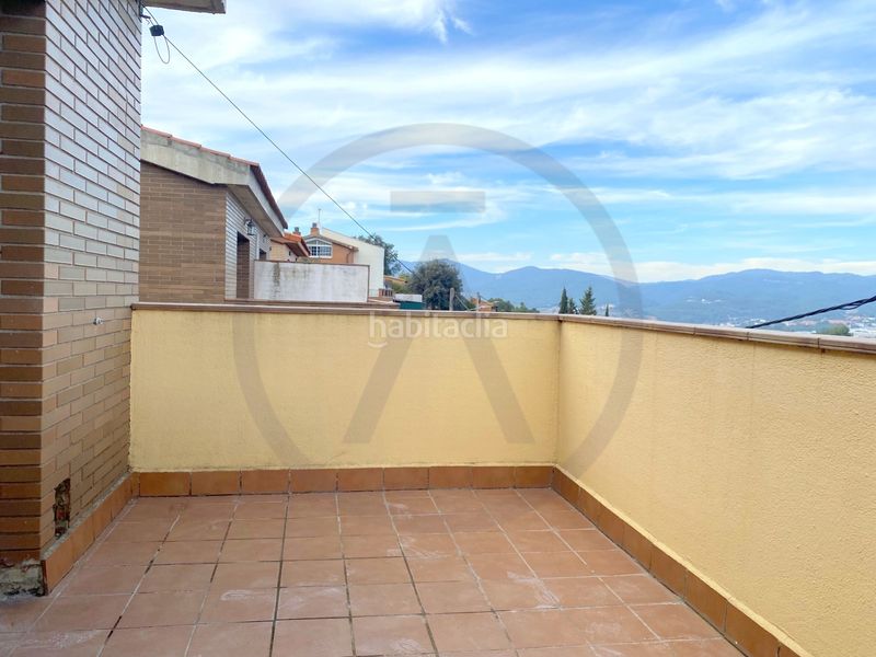 Casa pareada casa bipareada a Can Palet de Vista Alegre en Terrassa
