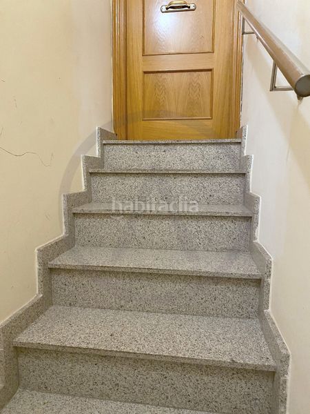 Casa  con amplio garaje, amplia buhardilla y terraza en Terrassa