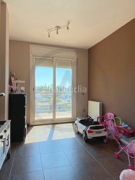 Foto aa6f0ed6-71e8-42f9-b11b-f90abb7252a4. Chalet mit kamin heizung in Viladecavalls