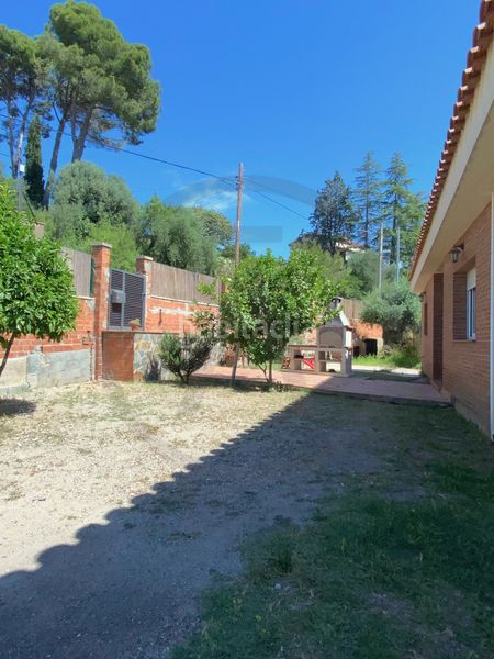 Foto b7d7502f-a749-4ef1-9060-490a2744c765. Chalet mit kamin heizung in Viladecavalls