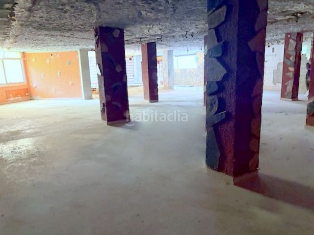 Foto 3d4bed61-6ea4-4f18-9574-16c8ce5c6b9d. Lloguer local comercial a Torrent d'en Pere Parres Terrassa