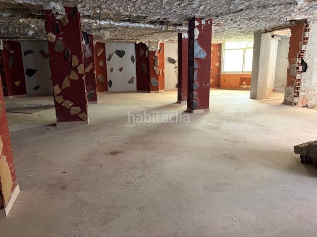 Foto c078e6c6-9437-4109-aa45-f37d09eb07b8. Lloguer local comercial a Torrent d'en Pere Parres Terrassa
