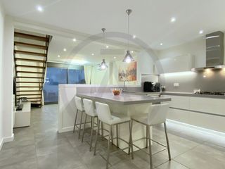 Semi detached house in Sant Pere Nord. Impresionante casa seminueva