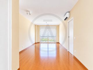 Piso  Carrer del col·legi 41. Las liras