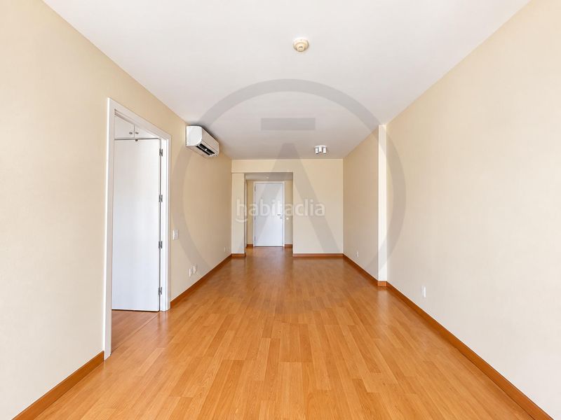 Foto b26b1f8b-fbf1-49de-8c15-4ea00767684f. Flat in carrer del col·legi 41 in Barri del Centre Terrassa