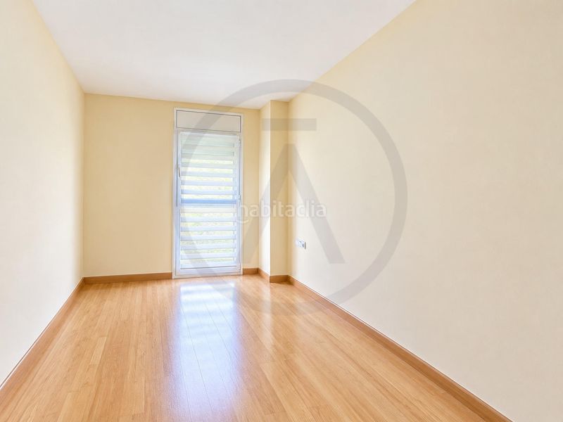 Foto e57f47b8-9064-4cf4-bf4c-b4b67429a691. Flat in carrer del col·legi 41 in Barri del Centre Terrassa