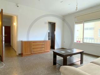 Flat in Segle XX. Junto al centro!