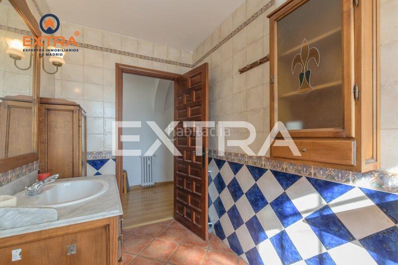 Foto d0a702bc-0636-4460-b805-57199a2a1912. Dachwohnung mit heizung in Adelfas Madrid