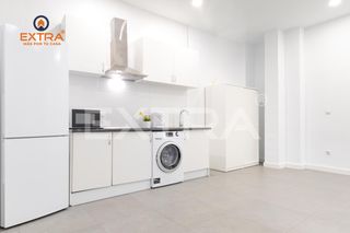 Alquiler Estudio  Calle potosí. Estudio muy luminoso con reforma integral, en la calle potosí