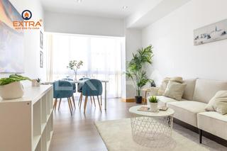 Appartement  Calle colombia. Piso de 2 dormitorios dobles y un baño en penúltima planta