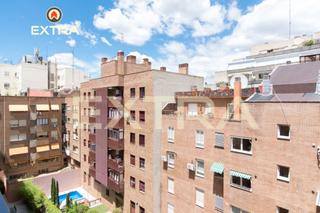 Alquiler Piso  Calle oruro. Piso de 2 dormitorios, sin amueblar, en calle oruro