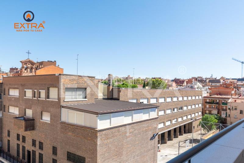 Foto c5b5f272-dd63-40ad-8e6a-ba205b26dc4a. Apartamento oportunidad, piso en finca del 2020, 1 dormitorio, terraza, ascensor, plaza de garaje y trastero en Madrid