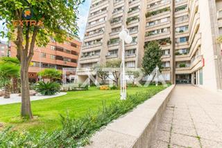 Location Appartement  Calle bolivia. Piso de 2 suites, sin amueblar, terrazas y garaje opcional de ac