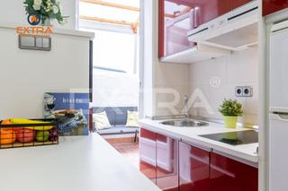 Alquiler Apartamento  Calle del marqués de leis. Vivienda en planta baja, de un dormitorio y patio de 12 m2 en cu