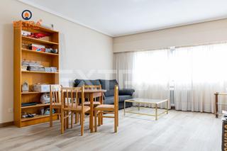 Location Appartement  Calle raimundo fernández villaverde. Alquiler piso 3 dormitorios