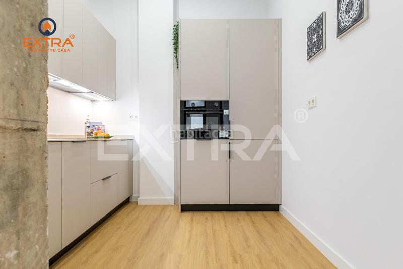 Foto c3a7a82c-a6c9-4b3e-80e9-21987a877140. Planta baja loft en calle nieremberg, prosperidad. en Madrid