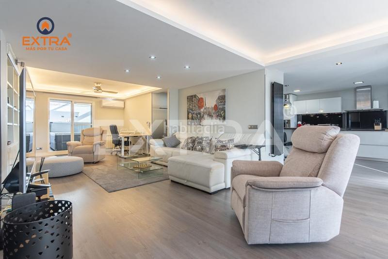 Foto de9454ed-1d0b-4317-852d-f0ea7258c7e0. Maison jumelée avec chauffage parking piscine dans Salud y Alegría - El Lago Torrelodones