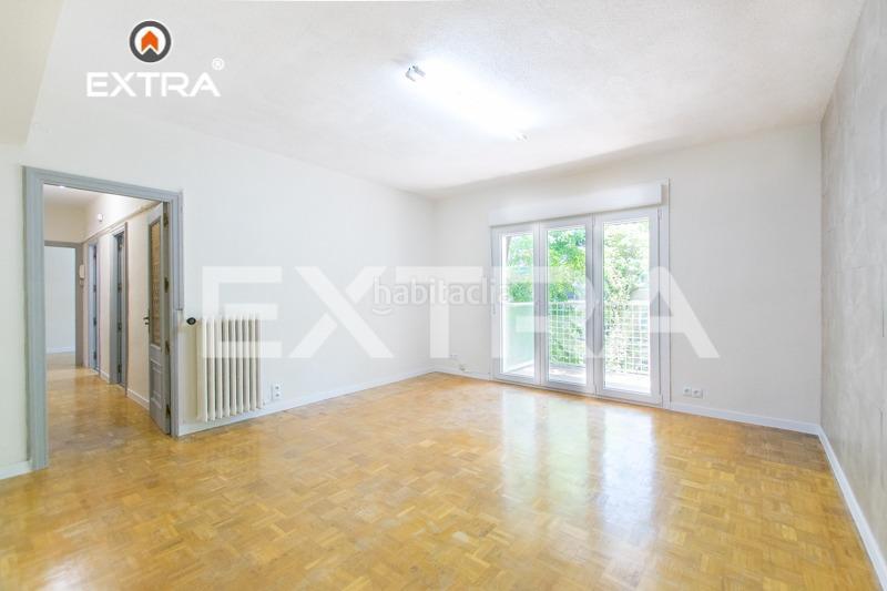 Foto b124d7f8-44b2-4158-b1b6-dbb82180fd82. Flat with heating parking in San Juan Bautista Madrid