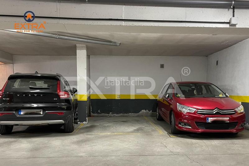 Foto 81b9fbf7-d518-4c51-b351-4e82160561cc. Parking coche plaza de garaje para coche mediano en Madrid