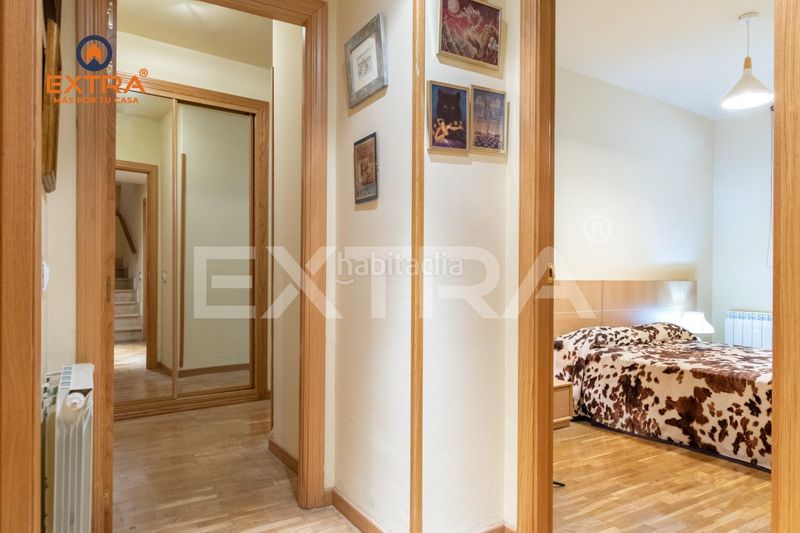 Foto d7e96be3-b12d-49b8-8c41-5fa8832cc3e5. Dúplex amb calefacció a Berruguete Madrid