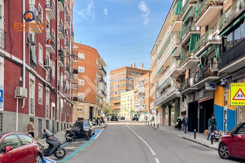 Foto f65527b4-2690-42d0-baf7-2e9c50b05620. Pis a Bellas Vistas Madrid