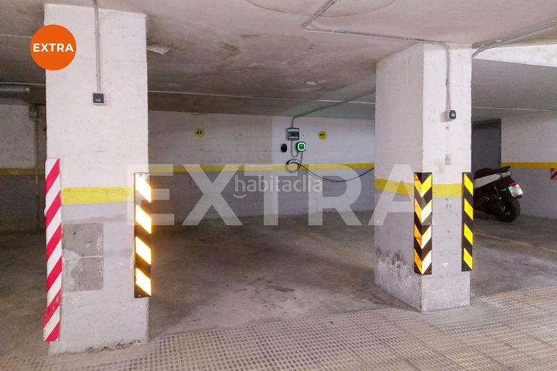 Foto 4df47728-280c-4b1f-849d-1c151dea79f5. Aparcament cotxe a El Viso Madrid