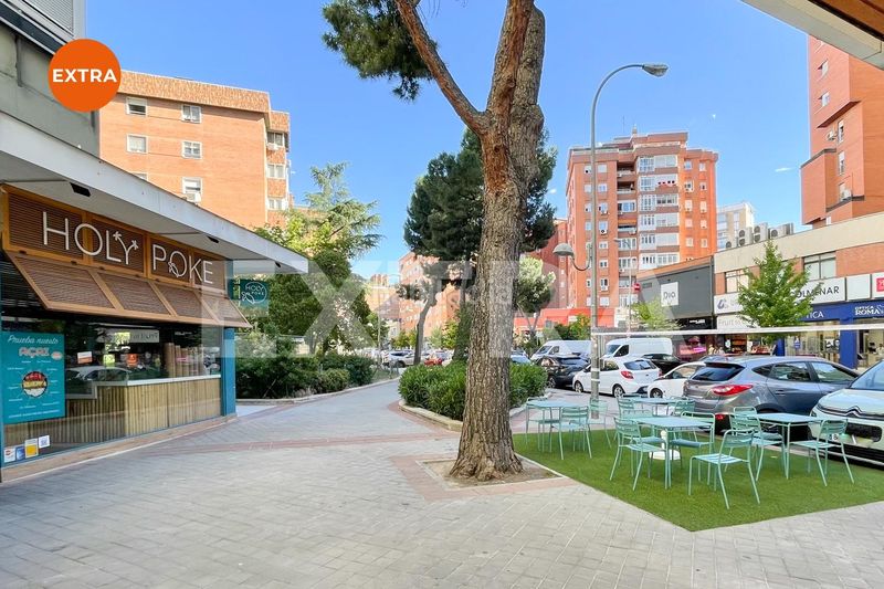 Foto eb51ae7d-0e47-4aa7-bb24-1713ee89a3f4. Pis amb calefacció piscina a Costillares Madrid