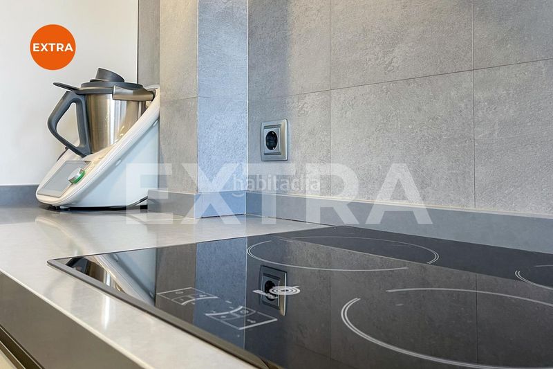 Foto fe858443-0fda-40ce-b91a-e81c52880721. Pis amb calefacció piscina a Costillares Madrid