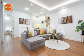 Flat  Calle de bailén. Piso de 2 dormitorios, 2 baños y salón con cocina americana