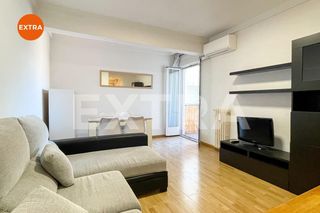 Apartament  Calle aviador zorita. Luminosa vivienda en séptima planta con terraza y orientación es