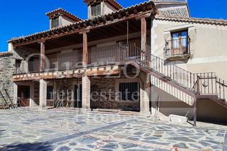 Casa en Herreruela. En venta fantastico hotel en herreruela, cáceres.