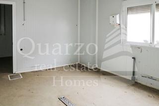 Casa adossada a Arroyomolinos. En venta estupenda casa a reformar en arroyomolinos, cáceres.